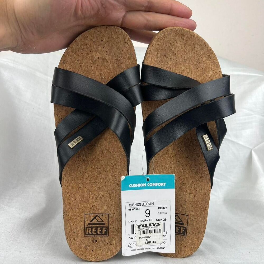 Reef Cushion Bloom Hi Wedge Sandal Size 9